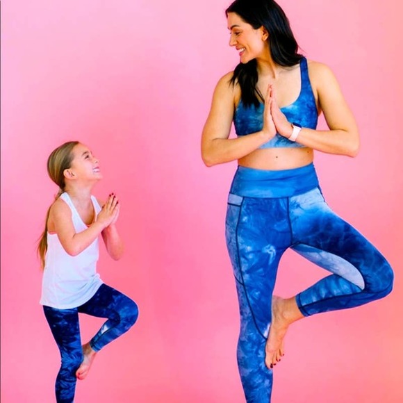 ZYIA Other - Zyia Active Leggings Girls Small (8-9) Blue Tie Dye Hendrix Light N Tight